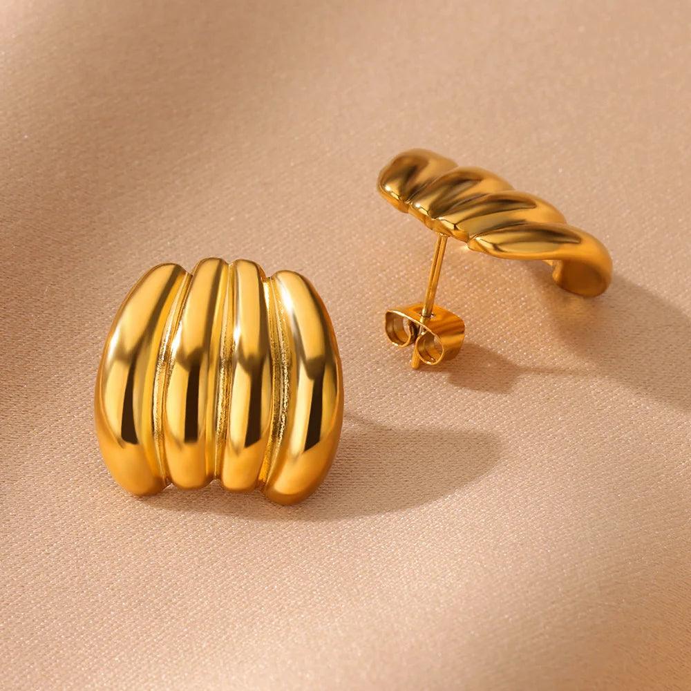 Brincos de Concha em Aço Inoxidável Dourado Multicamadas - Dorelle Joias